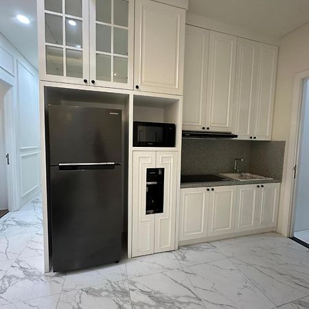 Super Penthouse Stmoritz Apartment, Lippomall Puri Indah Dżakarta Zewnętrze zdjęcie