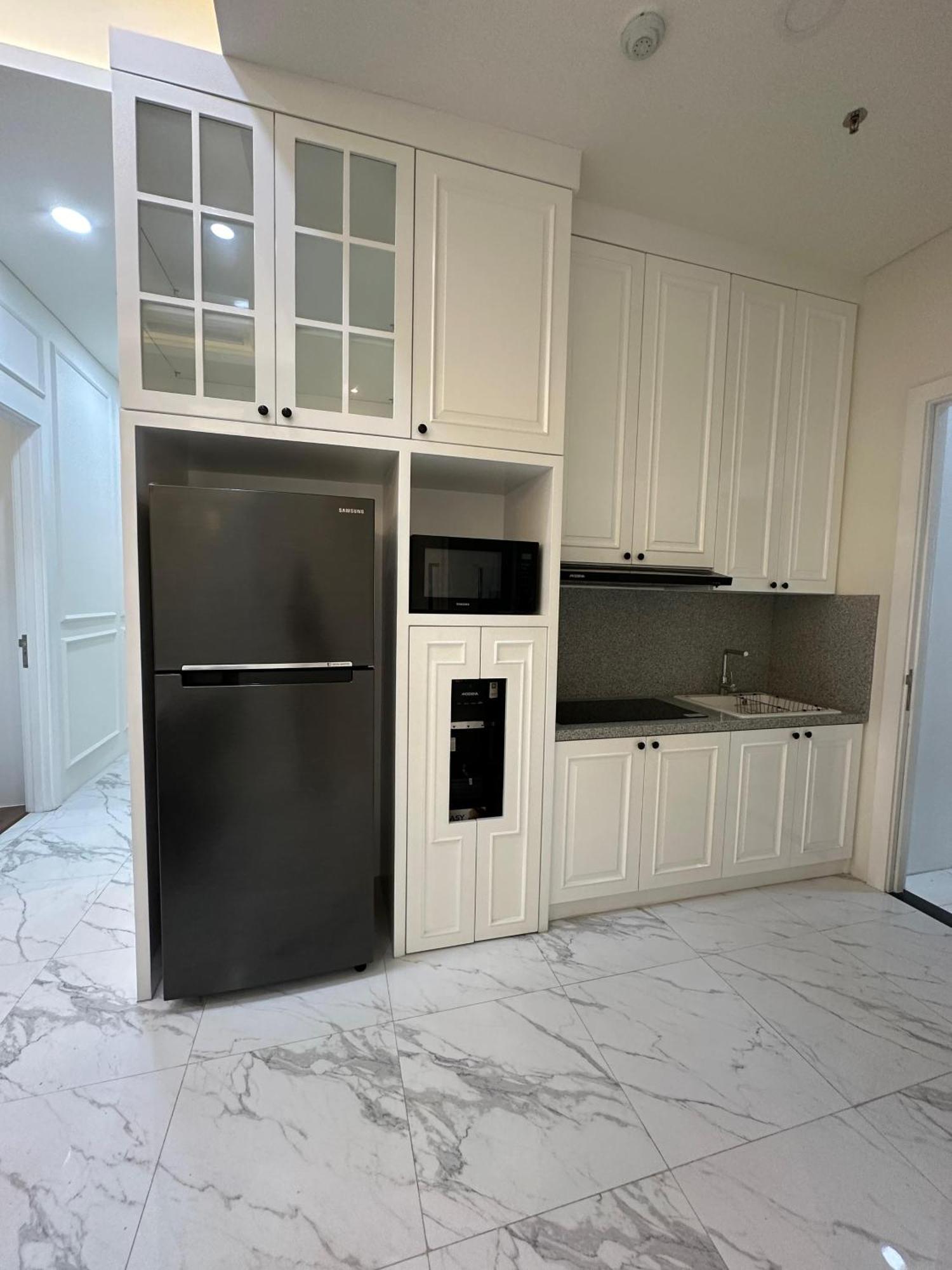 Super Penthouse Stmoritz Apartment, Lippomall Puri Indah Dżakarta Zewnętrze zdjęcie